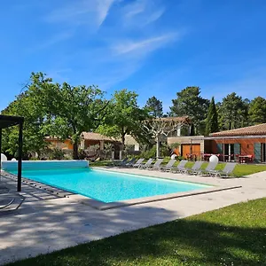 https://les-sables-docre.fr-provencehotel.com